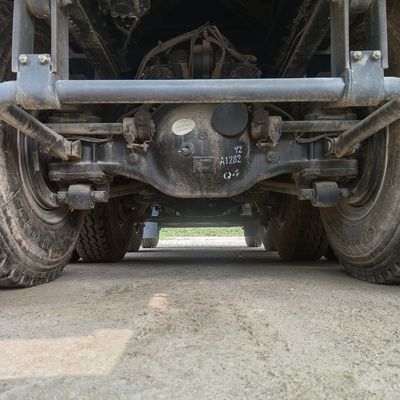 Ouman de segunda mano 6X4/8X4 A7/T7 10/12 ruedas camión/tractor/camión
