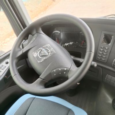 Caja de carga de acero al carbono 30-40t LHD Rhd 8X4 371HP Euro 3 camión de descarga para el transporte minero