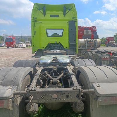 ZZ4257N3247E1H 1000L Tanque de combustible camión tractor diesel J6p420HP con tecnología avanzada
