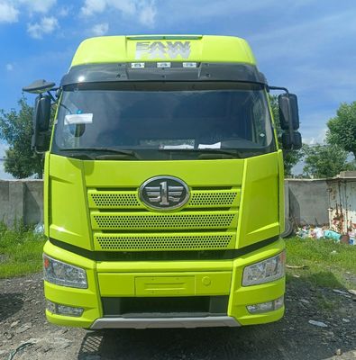 FAW Jiefang J6p420HP Diesel 6X4 camión tractor pesado con 6 meses de servicio postventa