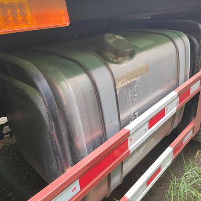 910m*2.55m*3.45m Sinotruk usado HOWO 6X4/8X4 camión de carga pesada con ayuda de energía