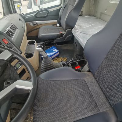 Dirección hidráulica utilizado HOWO camión tractor 600L tanque de combustible para remolque