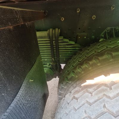 Camión de descarga usado de Foton con capacidad de tanque de combustible de 400L y material de caja de carga de acero al carbono
