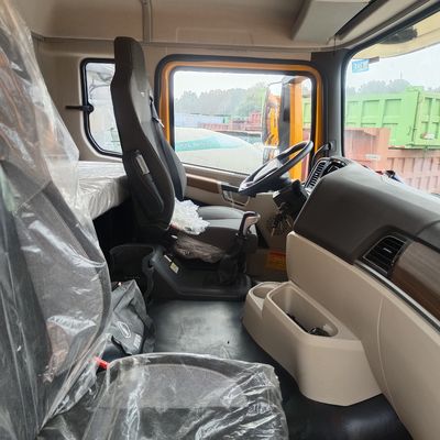 31-40t Delong X5000 8X4 camión con neumáticos y acero al carbono