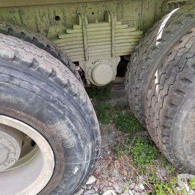 Shacman Sinotruk Chasis Dirección hidráulica Camión mezclador de hormigón y coste de envío