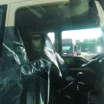 Pago completo Sinotruk chasis camión mezclador de hormigón con sistema de dirección hidráulica