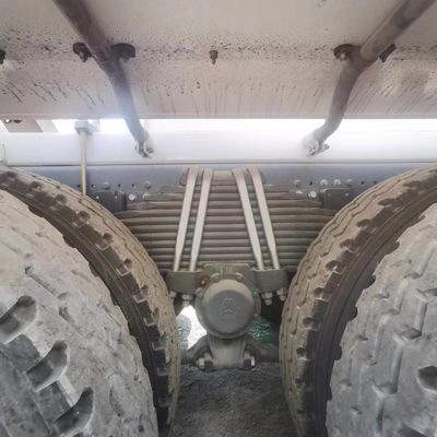 Dirección hidráulica de potencia camión mezclador de cemento usado Howarth Steyr Motor 350 10245x2496x3450m