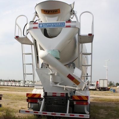 ZZ1257N3647N1 8x4 Camión Sinotruk usado HOWO 380 HP Mezclador de hormigón con alta durabilidad