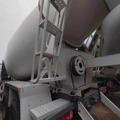 6X4 Nx 8m3 Sinotruk Construcción de trabajo pesado camión mezclador de hormigón con 8 desplazamiento