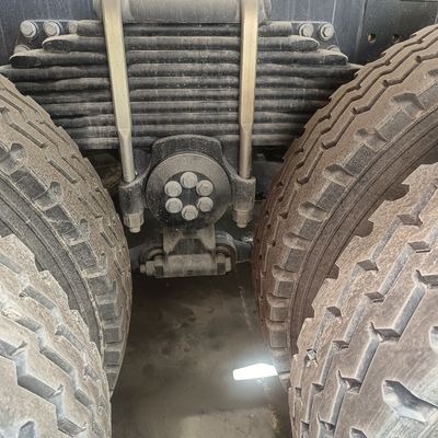 Pneumático 8x4 Modo de conducción Camiones de mezcla de hormigón usados de primera categoría para necesidades de construcción