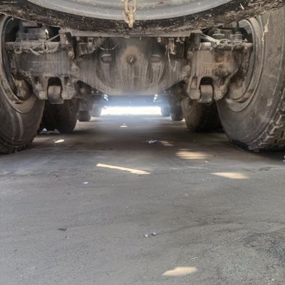 Camiones mezcladores con chasis Sinotruk y sistema de dirección hidráulica Pago inicial