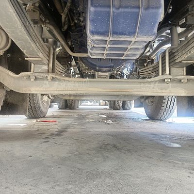 Haowo camión pesado mezclador tractor camión mezclador de cemento y 6 meses de servicio postventa