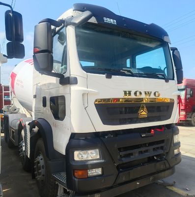 Camión mezclador industrial con sistema de dirección hidráulico y 8 desplazamientos para mezclar