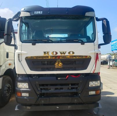 Camión de mezcla de tanques Haowo Usado Camión de mezcla de hormigón Tractor para aplicaciones pesadas