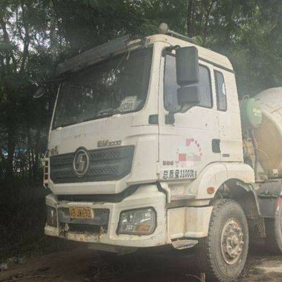 Sinotruk 8m3 Agitador Diesel Camión de camión con dirección hidráulica