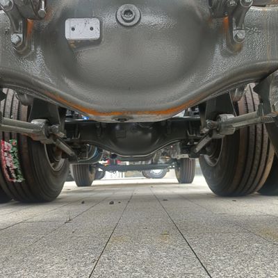Dirección hidráulica HOWO Camión de transporte para remolque de semirremolques Certificado ECE