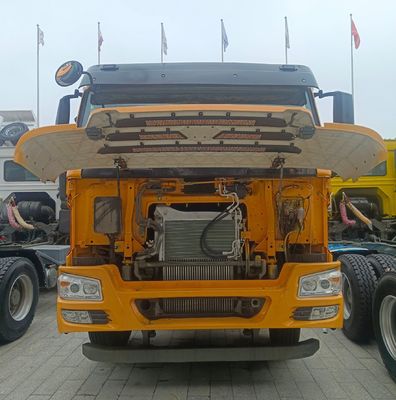 Tipo de transmisión manual Cabeza del camión de combustible HOWO 371HP para transporte a larga distancia