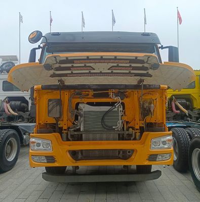 Sinotruck 6X4 camión tractor con potente motor diésel y sistema de dirección hidráulica