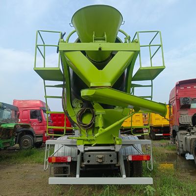 Euro 3 HOWO 12m3 380HP Camión mezclador de hormigón clásico con dirección de asistencia eléctrica
