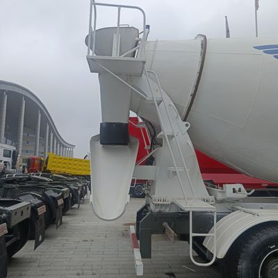 Camión mezclador de cemento de 12 m3 con chasis Sinotruk y combustible diesel de dirección asistida por potencia