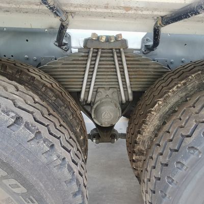 Pneus de demanda personalizada Agitador de dirección hidráulica Camión para vehículos de construcción