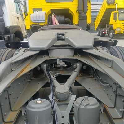 Manejo económico de la rueda 6×4 del tractor diésel HOWO6X4 Trac con mayor eficiencia