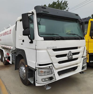 Sinotruk HOWO 6X4 15000L 2000m sup3 camión de suministro de agua potable