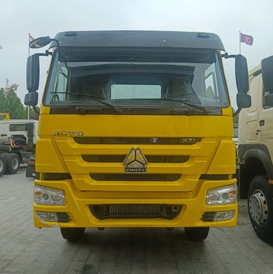 8800.000kg de peso bruto de camión tractor HOWO6X4 para necesidades de transporte de carga pesada