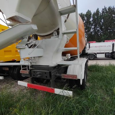 Venta de camiones Sinotruk 6X4 Entrega de agua Mezclador de trabajo pesado con tipo de transmisión manual