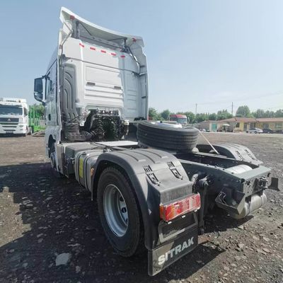 Camión de transporte Sitrak con caja de carga de acero al carbono y personalización