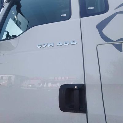 Tanque de combustible de 400L Sitrak Tractor pesado Camión de transporte de carga con certificación DOT