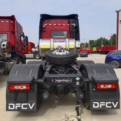 Camión de transporte de tracción de neumáticos sin tubo con transmisión automática Dongfeng Tianlong 6X4 GNL