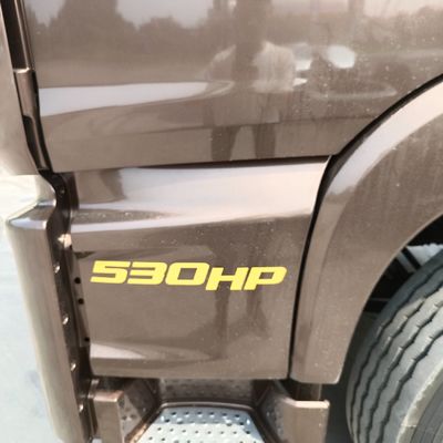 Introducción del diseño de neumáticos sin tubos para camiones de carga pesada con liberación de 10 ruedas Jh6 530HP