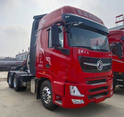 Fuerte camión de transporte de Dongfeng Tianlong 6X4 diesel con transmisión manual