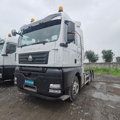 390HP Sinotruk Sitrak Tractor con asiento de suspensión aérea y 6 meses de servicio postventa