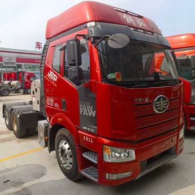 Ventas FAW J6p Gas 6X4 camión con estilo de elevación frontal y 6 meses de servicio postventa