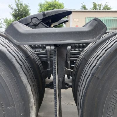 Camión de transporte de tractor de gas de 630 CV con neumáticos y certificado ISO por el chasis de Sinotruk
