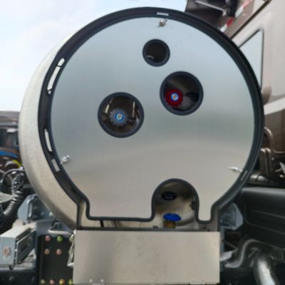 Camión de transporte de gas Sinotruk Chassis Liberation Jh6 con ayuda de energía hidráulica