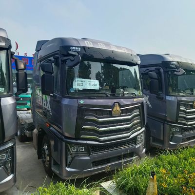 Camión tractor de GNL HOWO de 2024 personalizado de 480 a 700 CV para el transporte