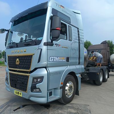 630HP 6*4 2024 Shandeka G7h LNG camión tractor para el transporte de 8.25m*2.55m*3.96m Carga