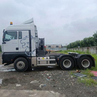 Vehículo de transporte de tracción Camión de tracción chino Shandeka con motor diesel de 390 CV