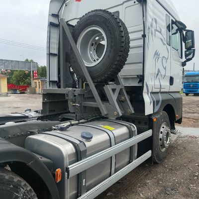 Transporte de gas de 2024 Shandeka C7h390HP con capacidades de tracción económicas