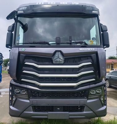 Dirección hidráulica con asistencia eléctrica 2024 camión pesado chino HOWO LNG540HP