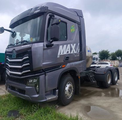 2024 HOWO 6X4LNG540HP Camión tractor de transmisión automática para transporte pesado