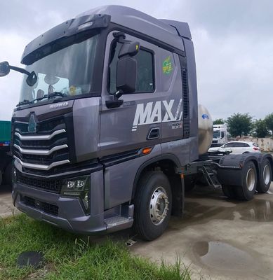 2024 HOWO 6X4/4X2LNG540HP Camión de transporte de tracción con transmisión automática para la venta