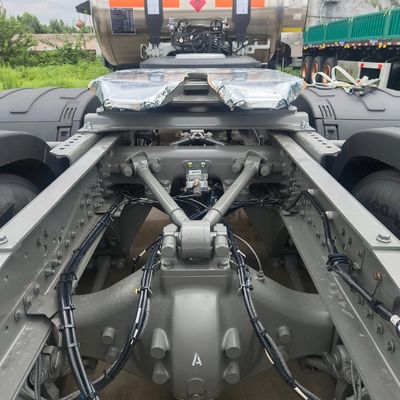 540HP HOWO 6X4LNG Transmisión automática Tractor Camión de transporte con moneda estadounidense