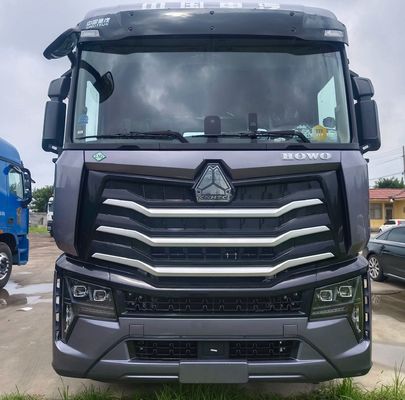 Camión pesado nacional Max HOWO LNG Caja de carga de acero al carbono Dirección hidráulica avanzada