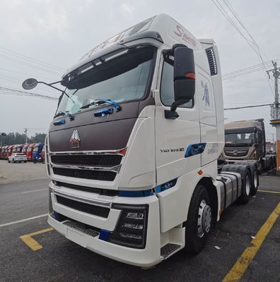 Ponga en marcha su camión tractor HOWO 6X4 con nuestros componentes de motor Sinotruk de primera categoría