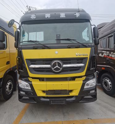 Chasis Sinotruk de 500 CV camión tractor de trabajo pesado 6 × 4 rueda motriz para un control óptimo