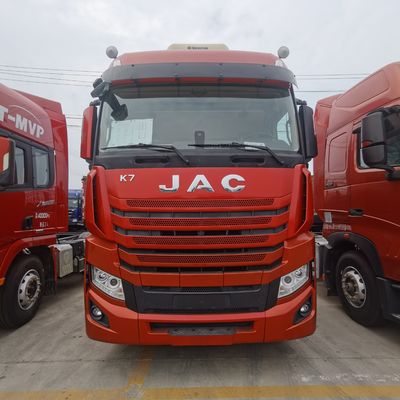 JAC 6X4 Camión con tanque de combustible de 600L Diseño de neumáticos sin tubo 351-450hp